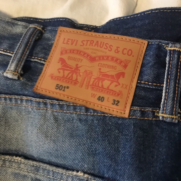 SOLD-6 Pairs of Men’s Levi’s for the Denim Lovers - Picture 5 of 8